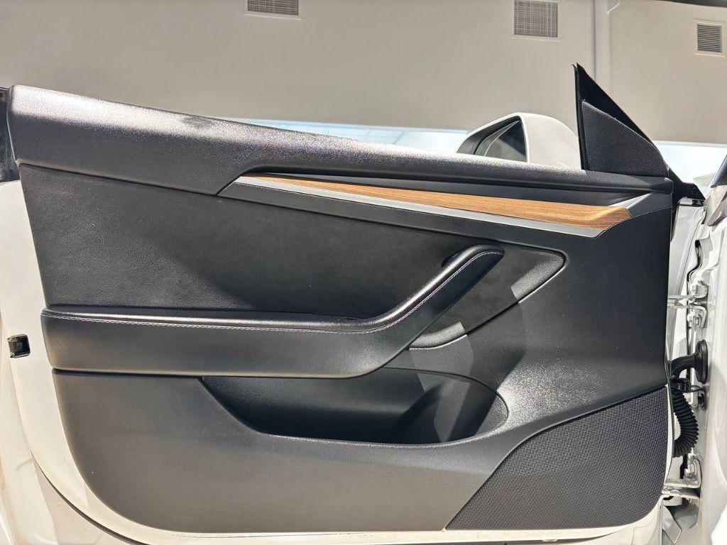 used 2022 Tesla Model 3 car, priced at $25,999