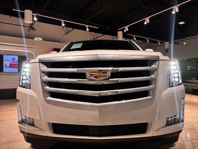 used 2020 Cadillac Escalade ESV car, priced at $34,990