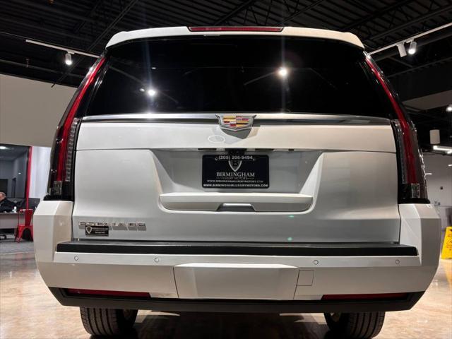 used 2020 Cadillac Escalade ESV car, priced at $34,990