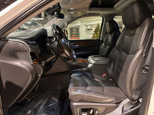 used 2020 Cadillac Escalade ESV car, priced at $34,990