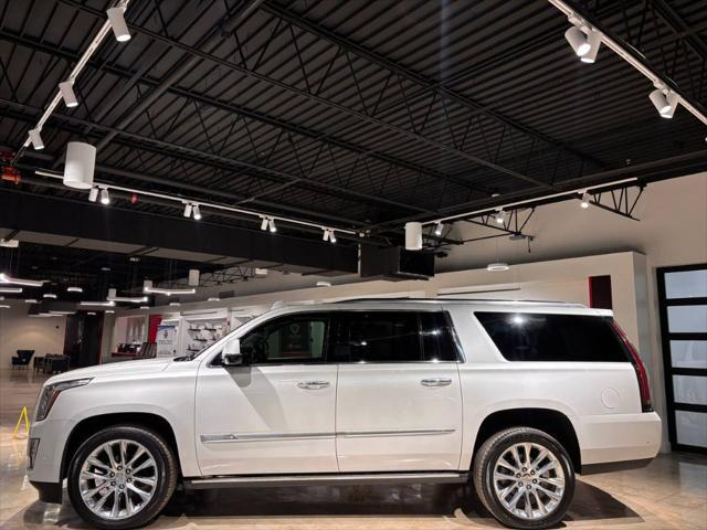 used 2020 Cadillac Escalade ESV car, priced at $34,990