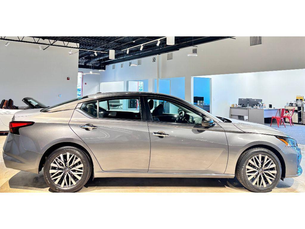 used 2024 Nissan Altima car, priced at $20,999