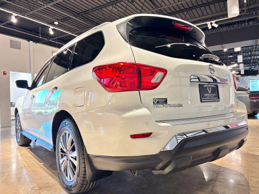 used 2020 Nissan Pathfinder car, priced at $13,999