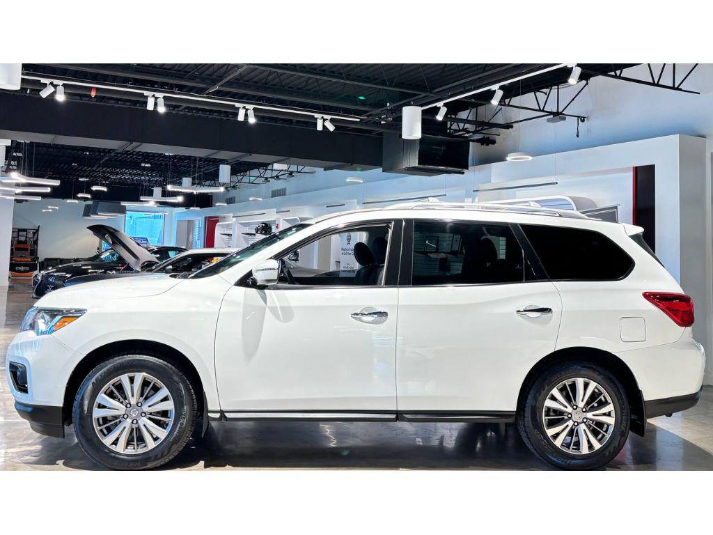 used 2020 Nissan Pathfinder car, priced at $13,999