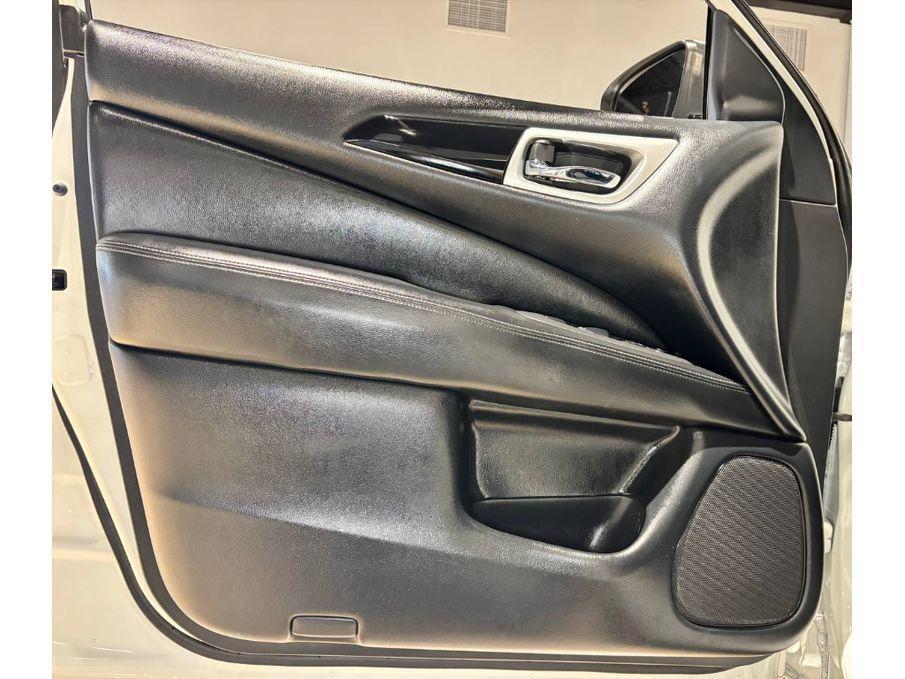 used 2020 Nissan Pathfinder car, priced at $13,999