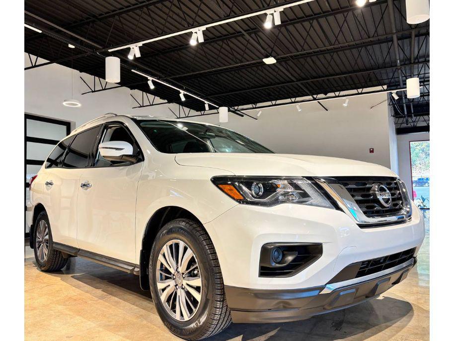 used 2020 Nissan Pathfinder car, priced at $13,999