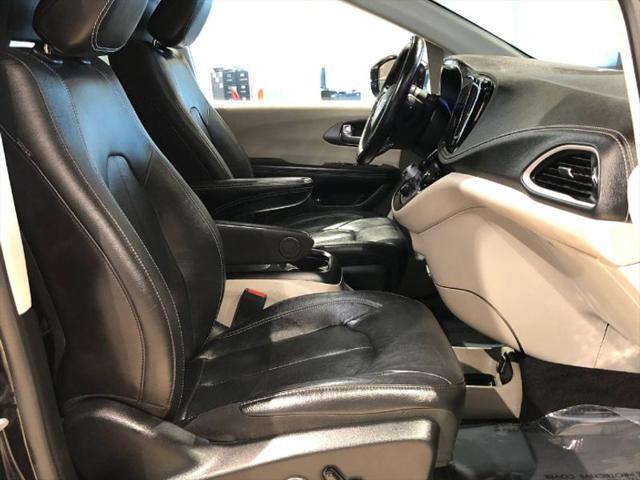 used 2022 Chrysler Pacifica Hybrid car, priced at $22,275
