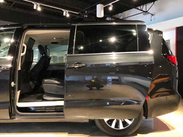 used 2022 Chrysler Pacifica Hybrid car, priced at $22,275