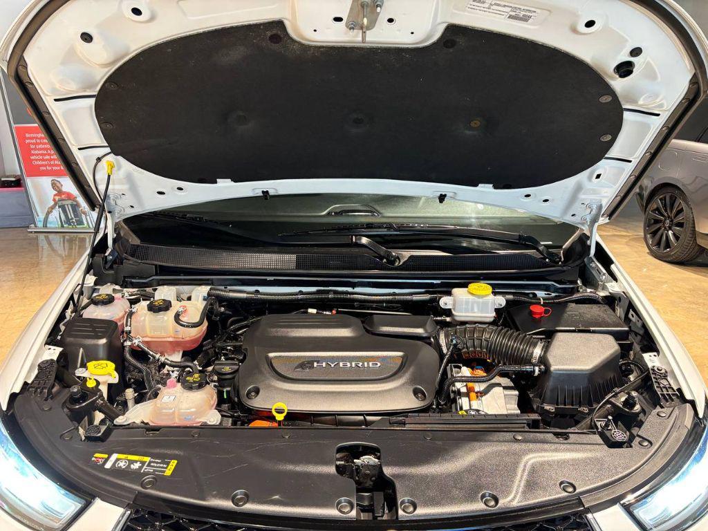 used 2022 Chrysler Pacifica Hybrid car, priced at $25,999