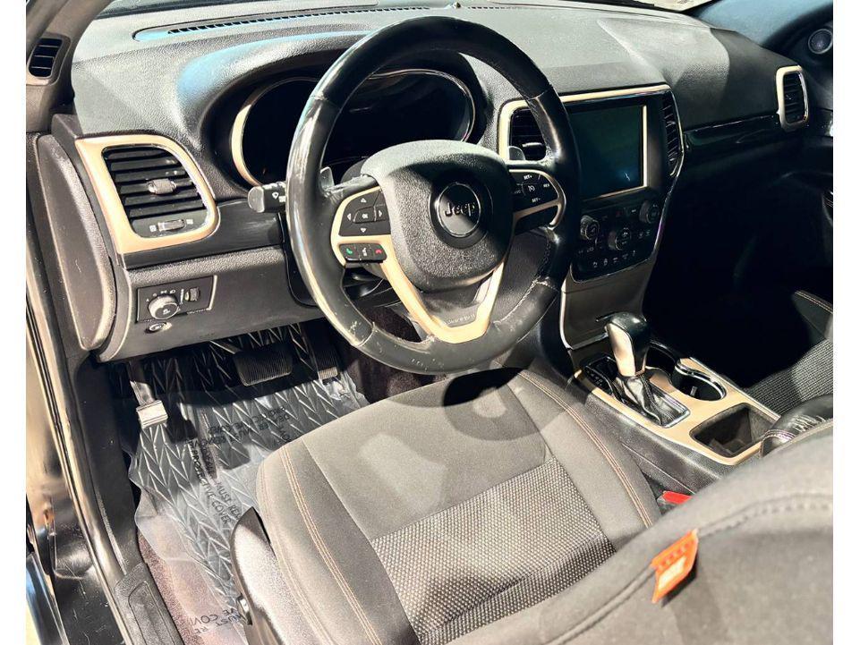 used 2017 Jeep Grand Cherokee car, priced at $23,999