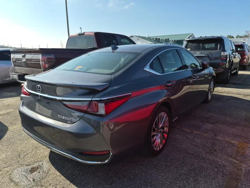 used 2020 Lexus ES 300h car, priced at $33,786
