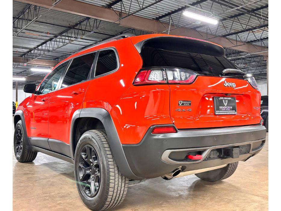 used 2021 Jeep Cherokee car, priced at $20,999