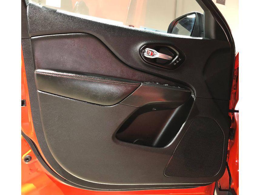 used 2021 Jeep Cherokee car, priced at $20,999