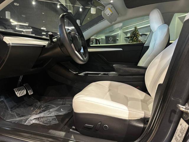 used 2022 Tesla Model 3 car, priced at $25,999