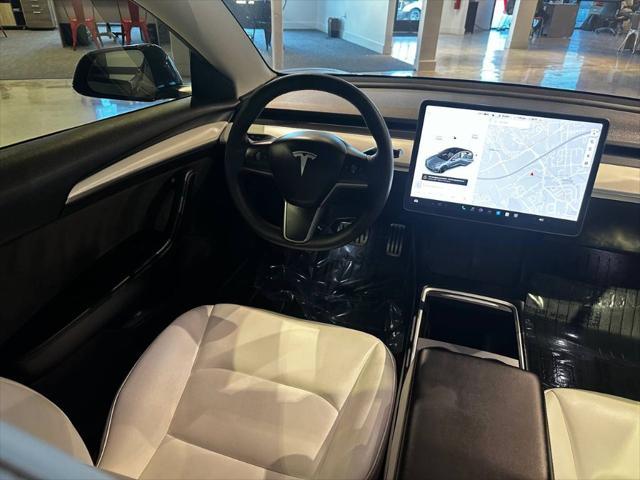 used 2022 Tesla Model 3 car, priced at $25,999