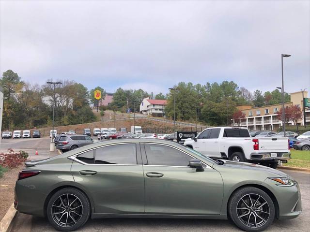 used 2023 Lexus ES 300h car, priced at $34,444