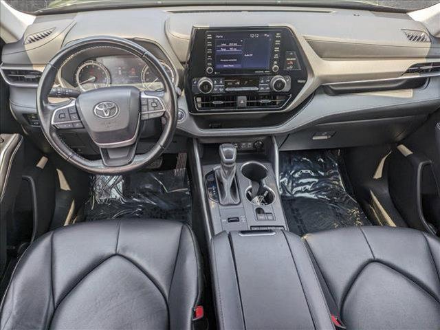 used 2022 Toyota Highlander car, priced at $31,991