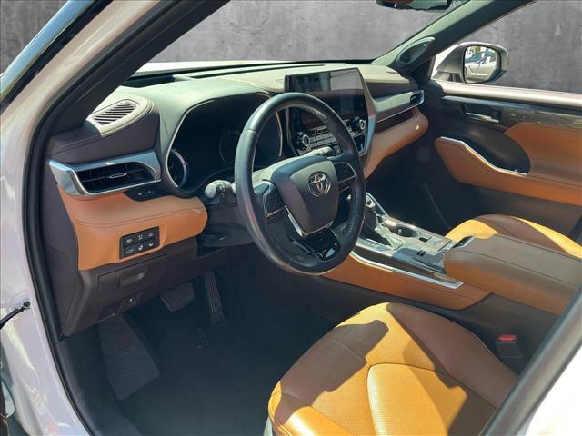 used 2021 Toyota Highlander Hybrid car, priced at $35,830