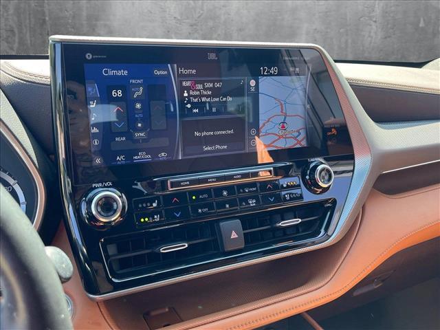 used 2021 Toyota Highlander Hybrid car, priced at $35,830