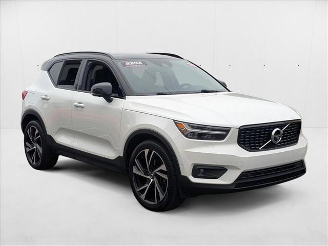used 2022 Volvo XC40 car, priced at $20,527