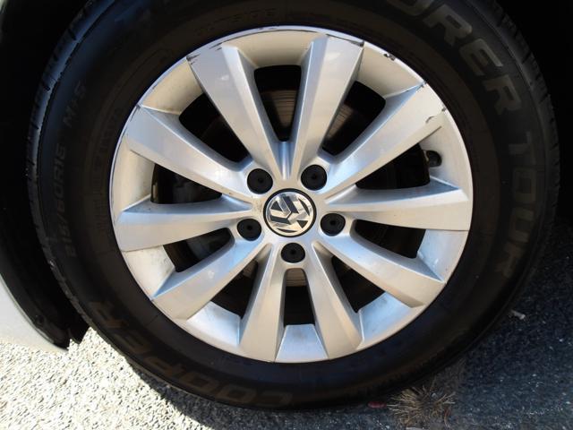 used 2017 Volkswagen Beetle car, priced at $13,929