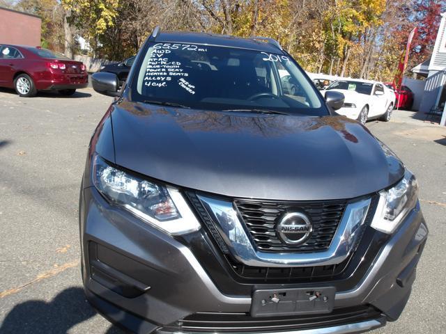 used 2019 Nissan Rogue car, priced at $17,997