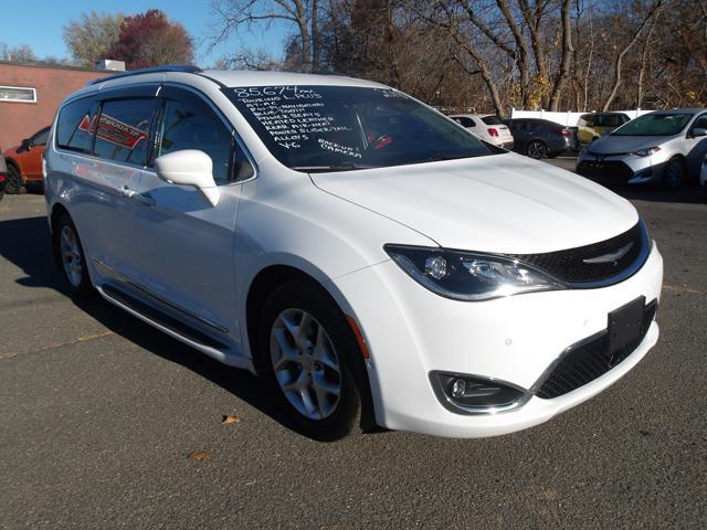 used 2018 Chrysler Pacifica car, priced at $16,929