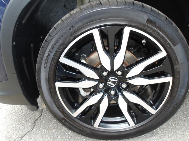 used 2022 Honda Pilot car, priced at $31,429