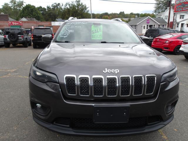 used 2019 Jeep Cherokee car, priced at $15,429