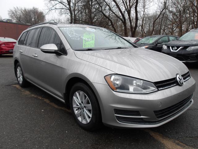 used 2016 Volkswagen Golf SportWagen car, priced at $11,429