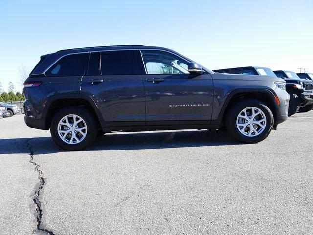 used 2022 Jeep Grand Cherokee car, priced at $32,284