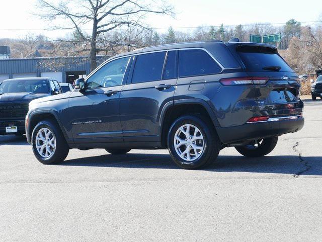 used 2022 Jeep Grand Cherokee car, priced at $32,284