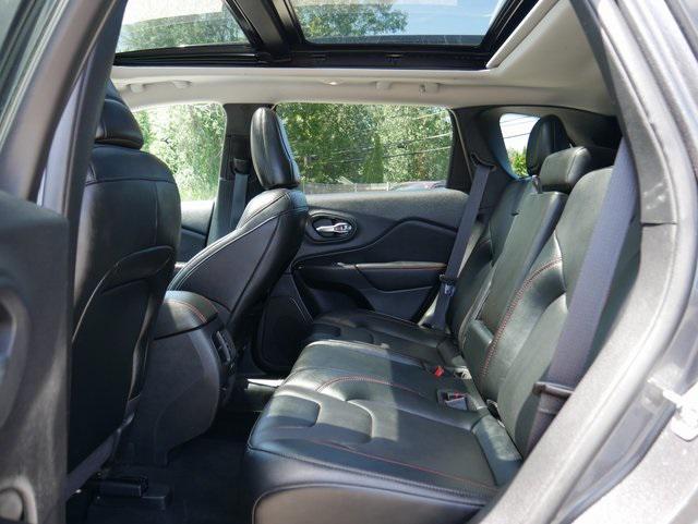 used 2022 Jeep Cherokee car, priced at $27,668