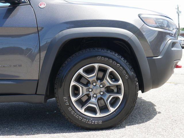 used 2022 Jeep Cherokee car, priced at $27,668