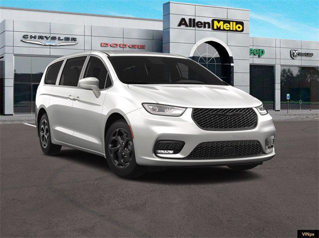 new 2023 Chrysler Pacifica Hybrid car, priced at $39,008