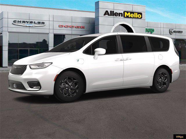 new 2023 Chrysler Pacifica Hybrid car, priced at $39,008