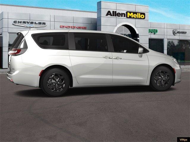 new 2023 Chrysler Pacifica Hybrid car, priced at $39,008