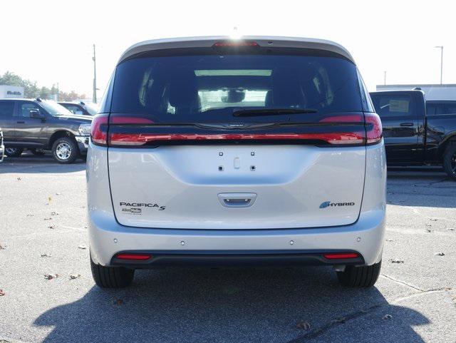 used 2023 Chrysler Pacifica Hybrid car, priced at $37,211