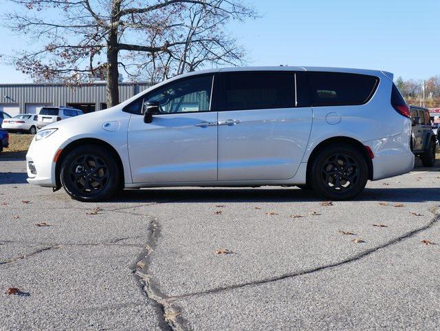 used 2023 Chrysler Pacifica Hybrid car, priced at $37,211