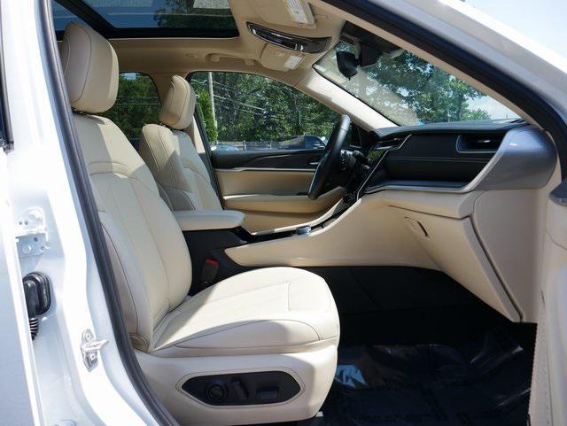 used 2022 Jeep Grand Cherokee car, priced at $37,672