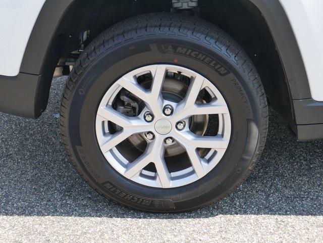 used 2022 Jeep Grand Cherokee car, priced at $37,672