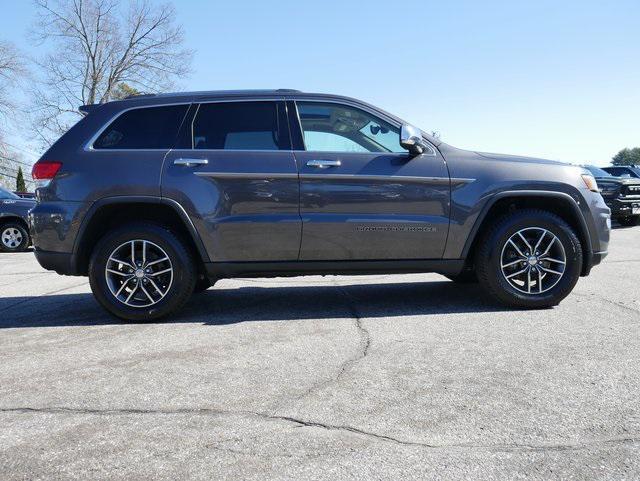 used 2017 Jeep Grand Cherokee car, priced at $16,261