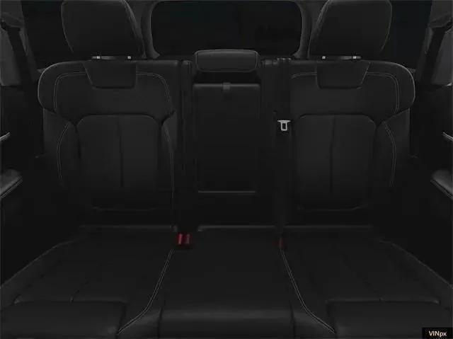 new 2025 Jeep Grand Cherokee car, priced at $44,101
