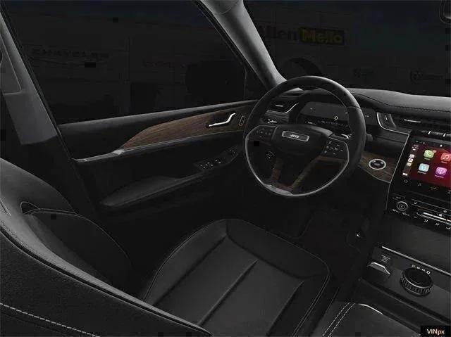 new 2025 Jeep Grand Cherokee car, priced at $43,101