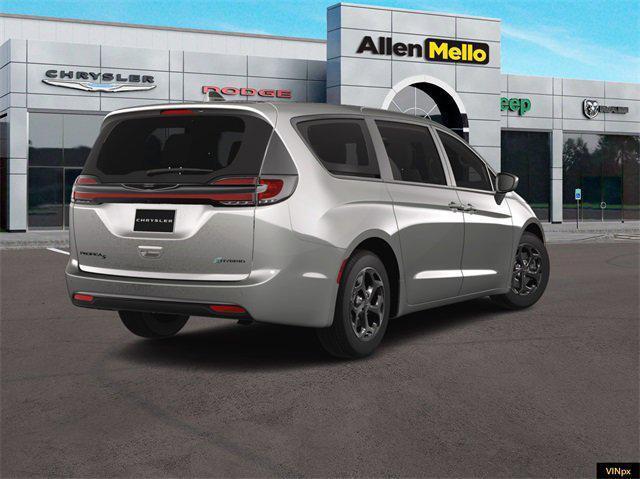 new 2023 Chrysler Pacifica Hybrid car, priced at $39,626