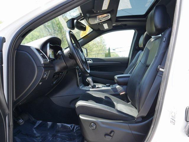 used 2022 Jeep Grand Cherokee car, priced at $33,642