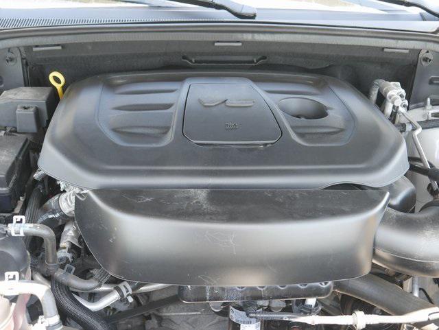 used 2022 Jeep Grand Cherokee car, priced at $33,642