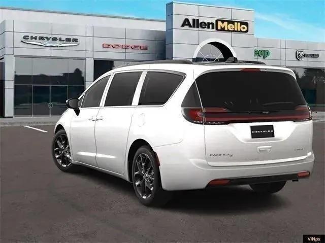 new 2024 Chrysler Pacifica car, priced at $40,616
