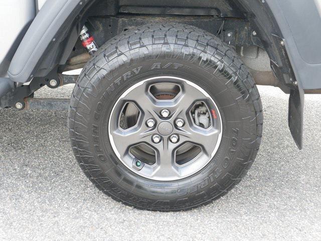 used 2020 Jeep Gladiator car, priced at $35,129