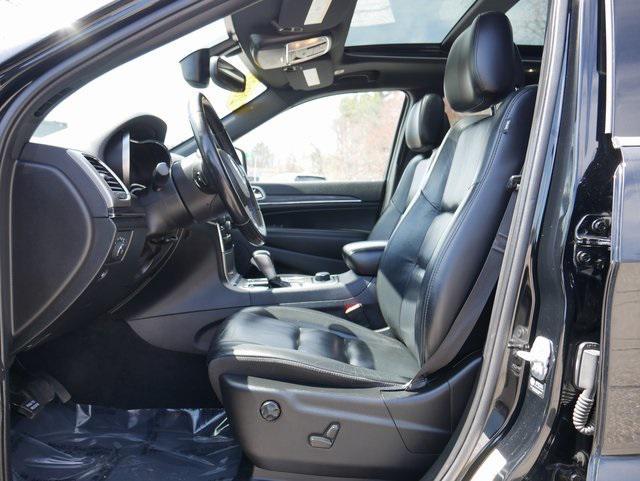 used 2022 Jeep Grand Cherokee car, priced at $30,877